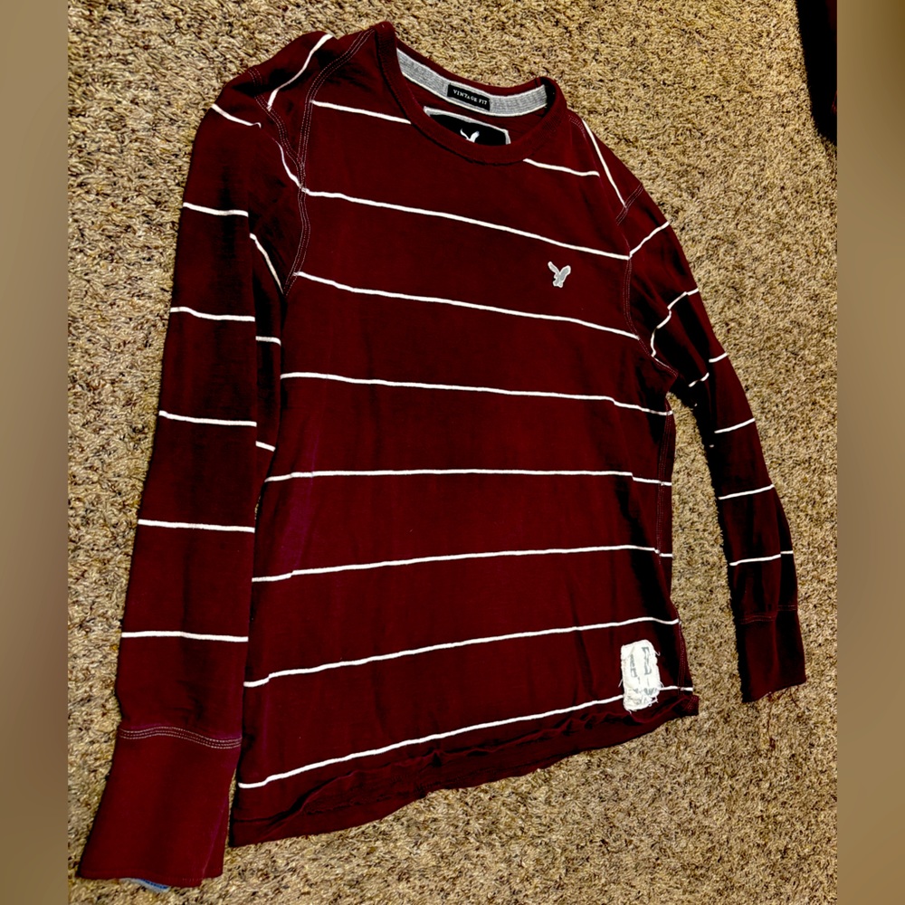 Men's American Eagle Outfitters brand, long sleeve vintage size Medium